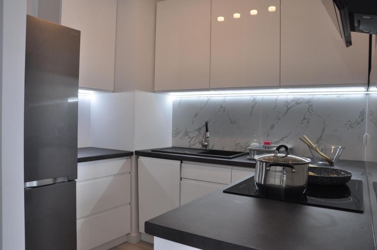 Prudentia Apartments Lifetown Варшава Екстериор снимка
